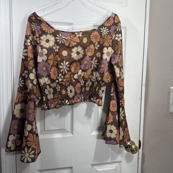 ROMWE Inspired Women's Floral Crop Top with Large Bell Sleeves Size XL - Picture 4 of 7
